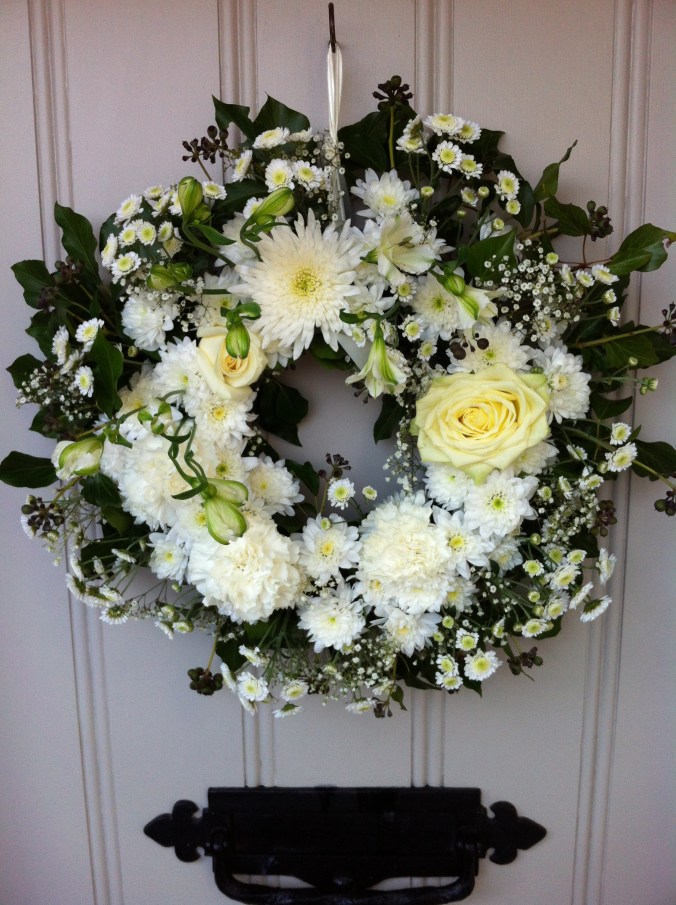 ros-emerson-wreath-east-leake-church-12-dec-2014-045-1