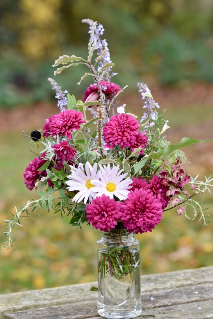 European Garden Arrangement BEST SELLER!! – Foxgloves & Ivy Floral Design  Studio